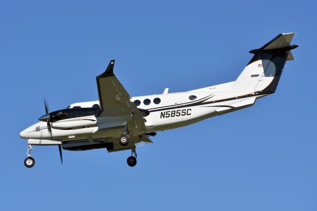 Beechcraft Super King Air 350 (N585SC)