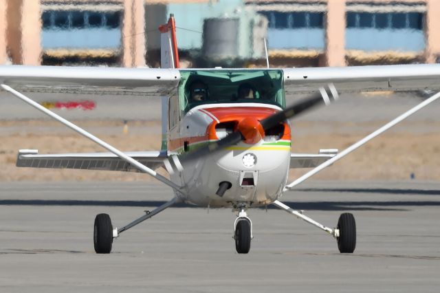 Cessna Skyhawk (N529LF)