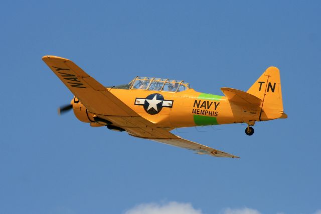 N66WP — - T6 in flight over Tennessee. Notice the photographer in the rear seat. Aircraft built in 1951.