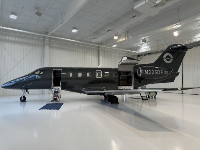 Pilatus PC-24 (N225DE) - PC24, sn 334 at delivery