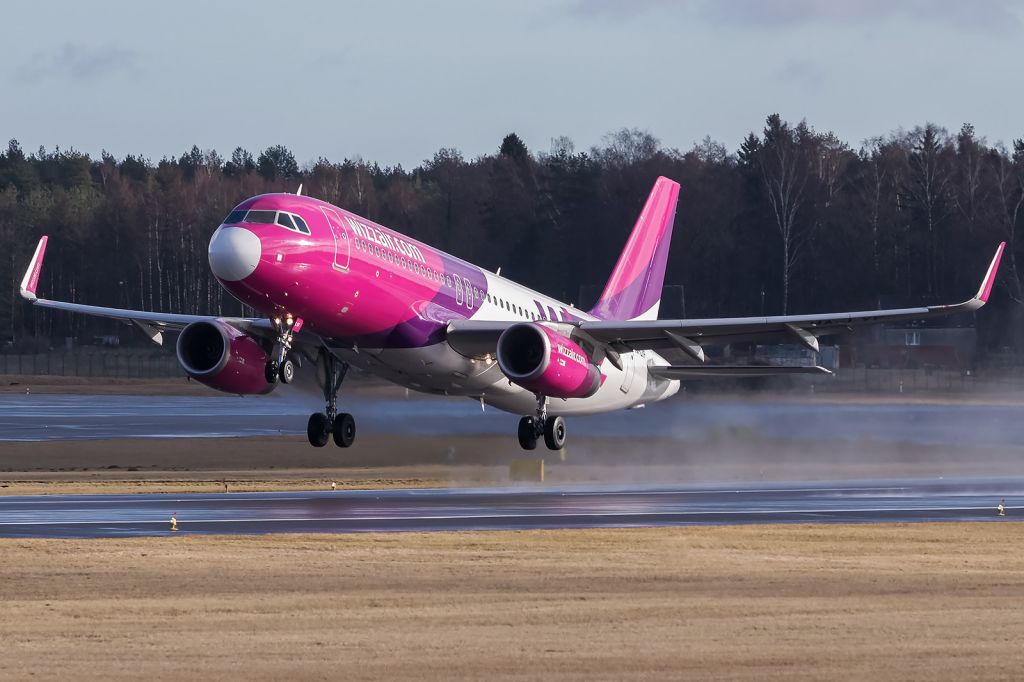 Airbus A320 (HA-LYF)