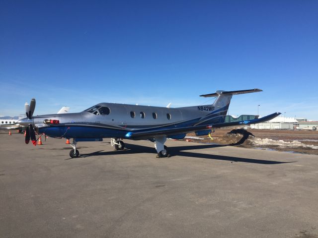 Pilatus PC-12 (N842WF)