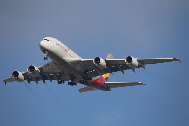 Airbus A380-800 (HL7635)