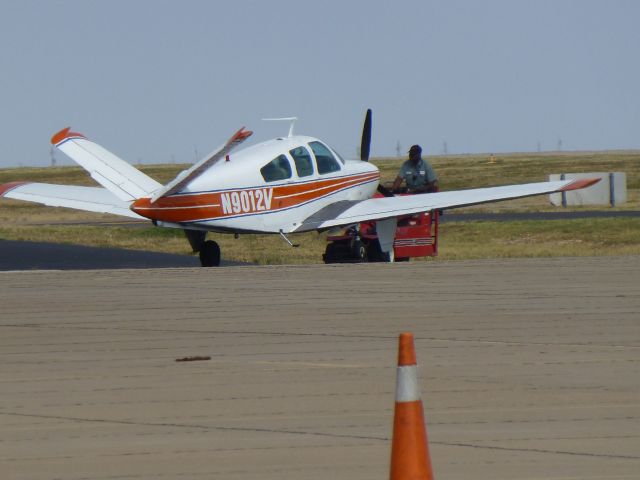 Beechcraft 35 Bonanza (N9012V)