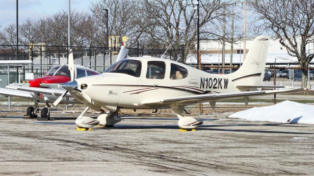 Cirrus SR-22 (N102KW)