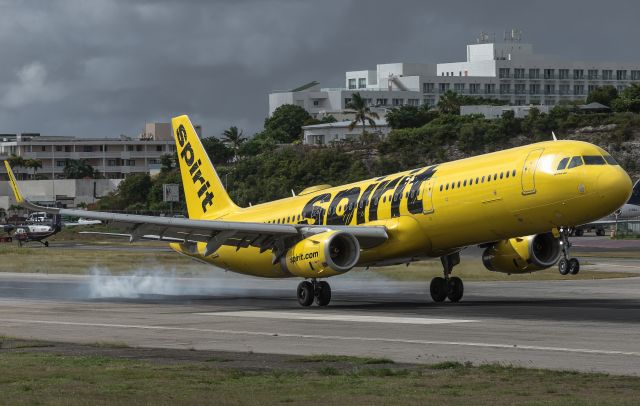 Airbus A321 (N660NK)