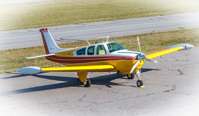 Beechcraft Bonanza (33) (N1043W)