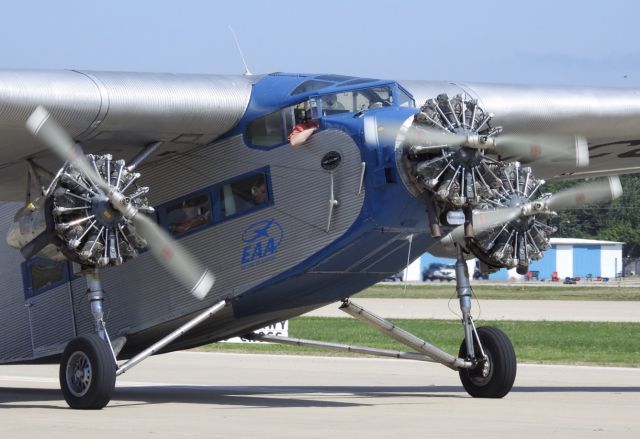 Ford Tri-Motor —