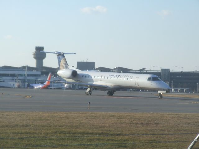 Embraer ERJ-145 (N14950)