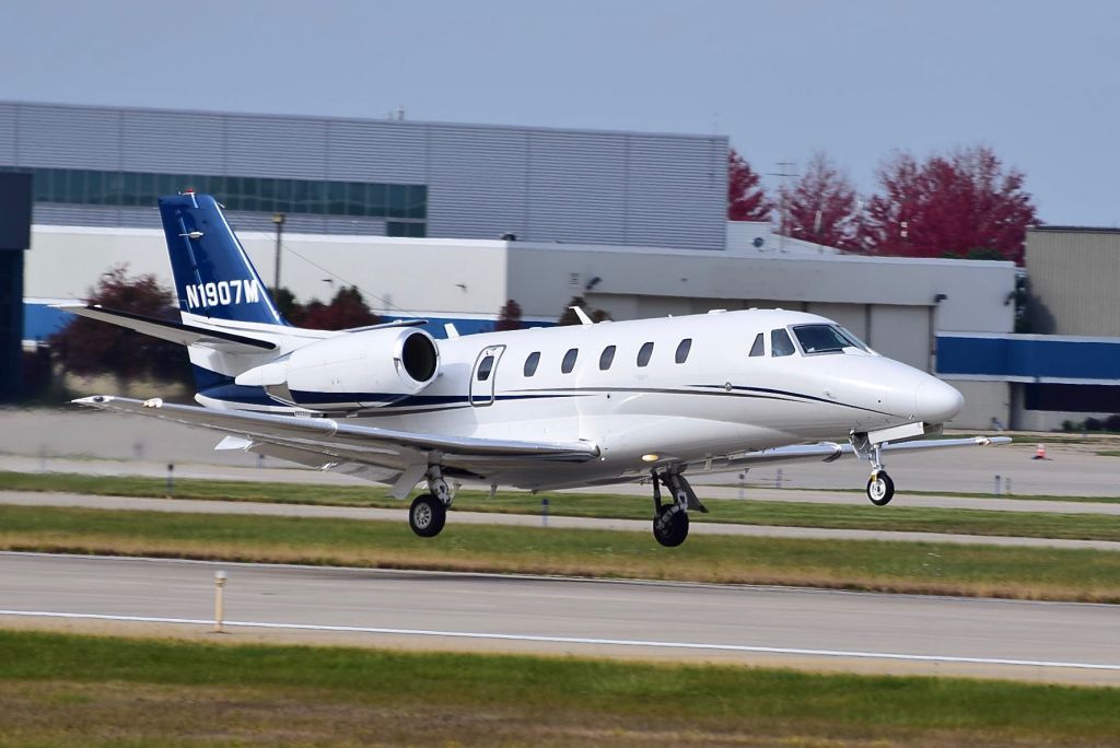 Cessna Citation Excel/XLS (N1907M)