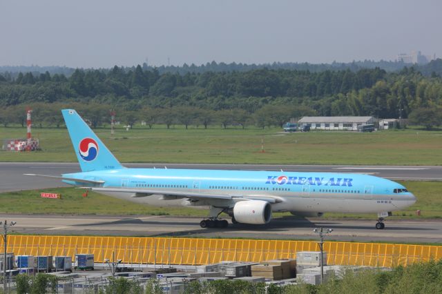 Boeing 777-200 (HL7530)