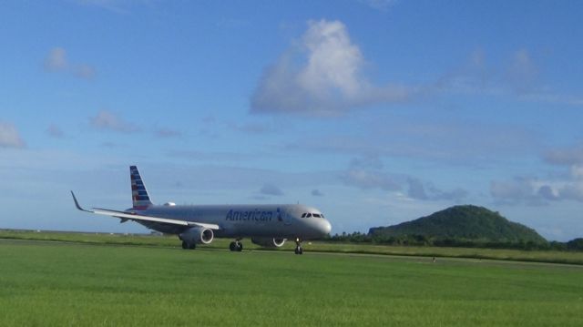 Airbus A321 (N151AN)