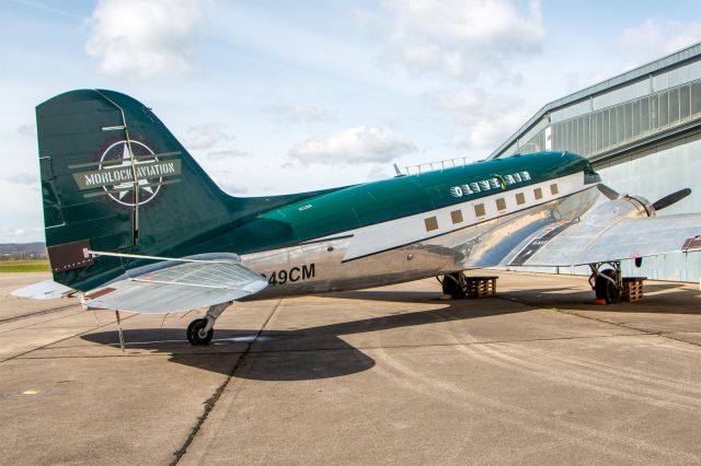 Douglas DC-3 (N249CM)