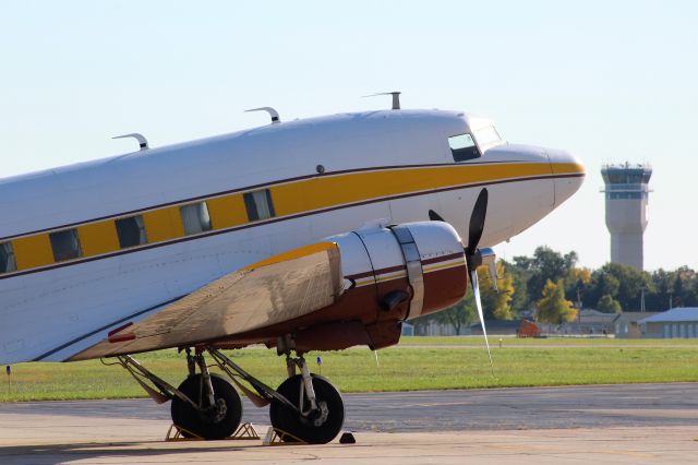 Douglas DC-3 (N734H) - Basler Parking
