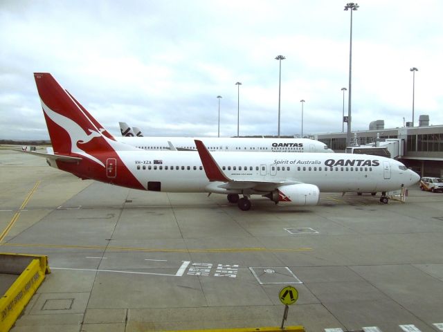 Boeing 737-800 (VH-XZA)