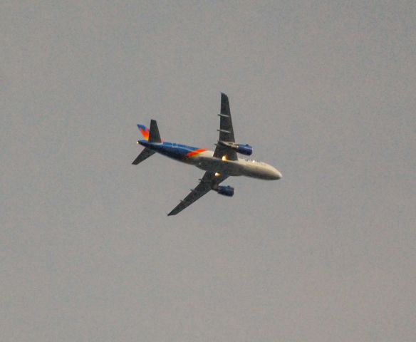 Airbus A319 (N321NV)