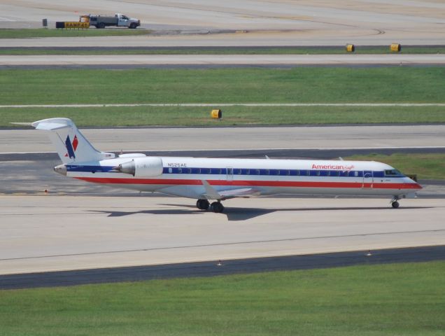 Canadair Regional Jet CRJ-700 (N525AE) - Taxiing 6/17/12