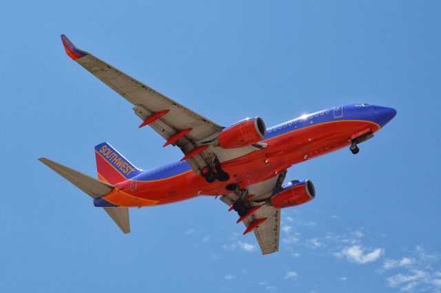 Boeing 737-700 (N441WN)