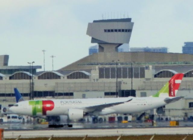 Airbus A330-900 (CS-TUG) - What a find A TAP A330-900!! An A330 Neo