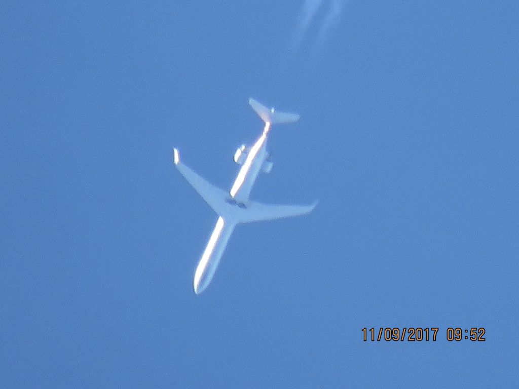 Canadair Regional Jet CRJ-900 (N944LR)