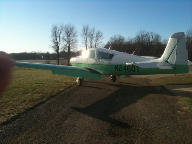 North American Navion (N2460T)