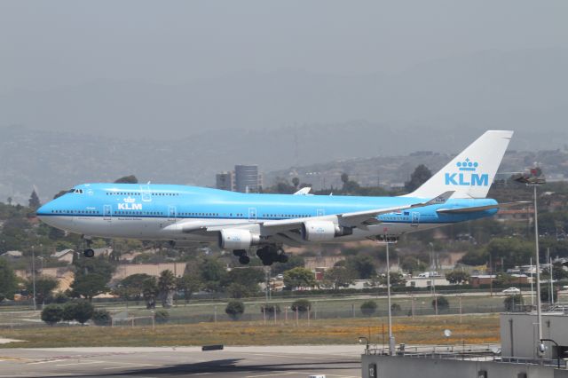 Boeing 747-400 (PH-BFW)