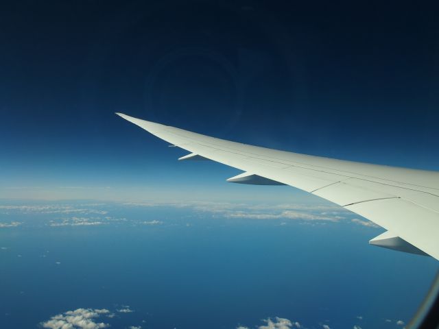 Boeing 787-8 (CC-BGD) - Flying over Tasman Sea aboard Lan Airlines 787-9