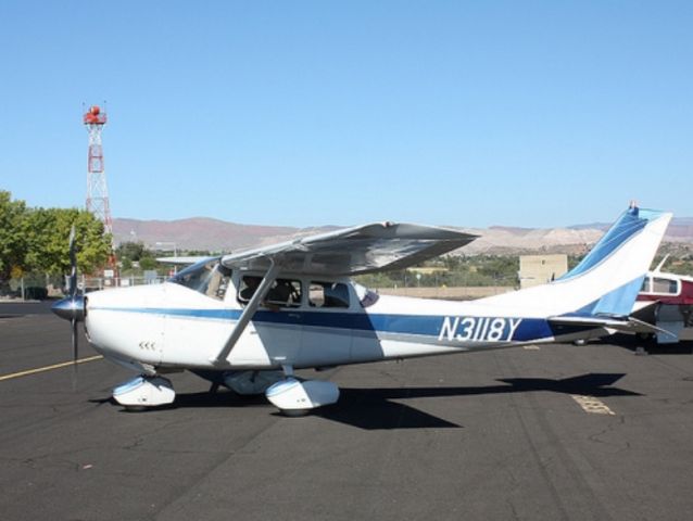 Cessna Skylane (N3118Y)