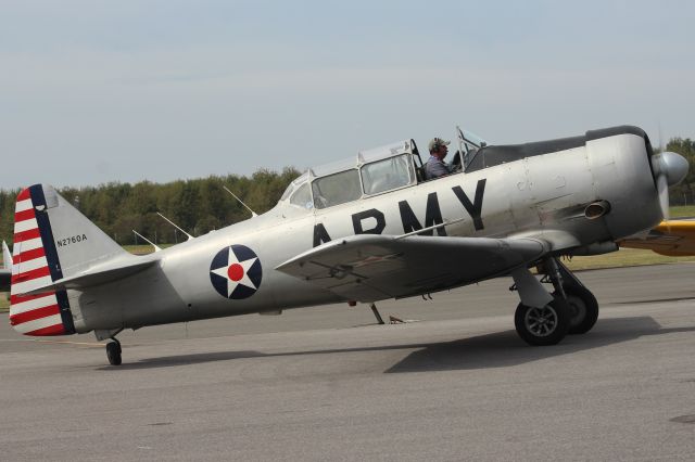 North American T-6 Texan (N2760A)