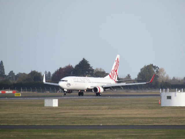 Boeing 737-800 —