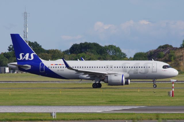 Airbus A320neo (SE-ROX)