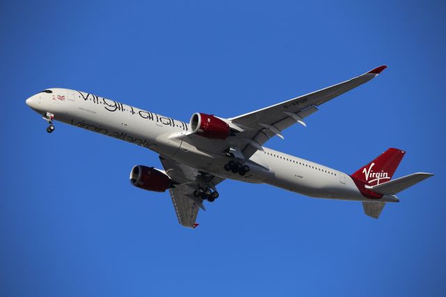 Airbus A350-1000 (G-VPOP)