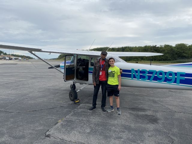 Cessna Skyhawk (N3799F) - Me with my CFI right before my first discovery flight :)