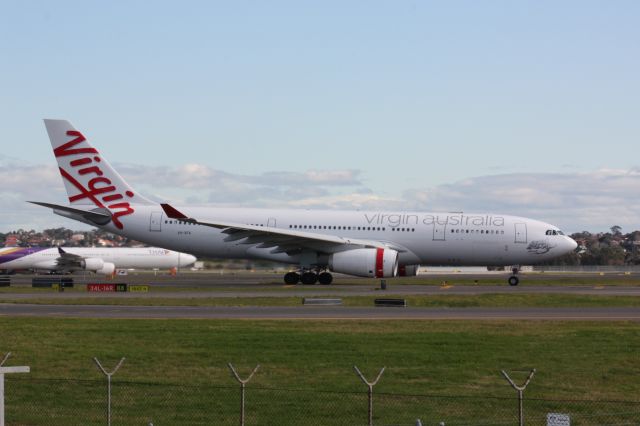 Airbus A330-300 (VH-XFA)