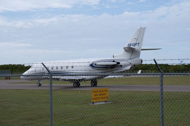 IAI Gulfstream G200 (N812FT) - Taxing for takeoff runway 5