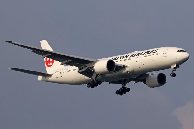 Boeing 777-200 (JA701J)