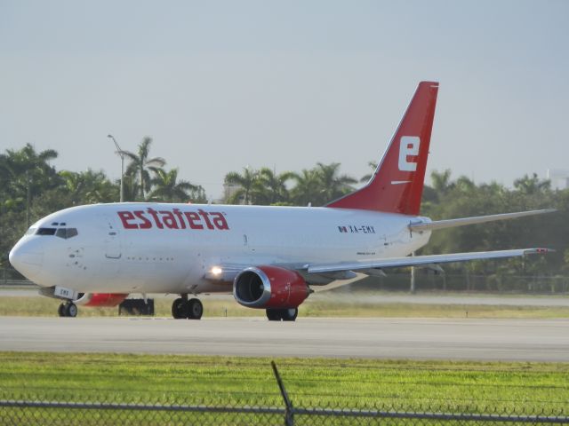 BOEING 737-300 (XA-EMX)