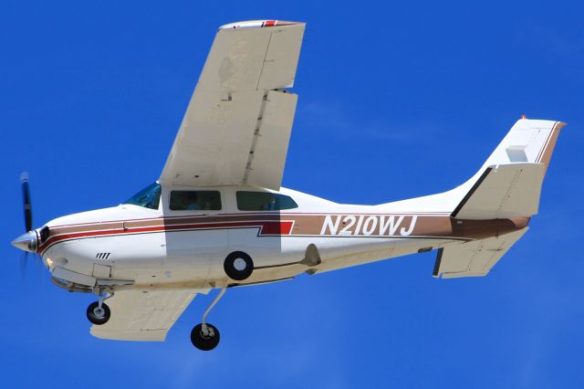 Cessna Centurion (N210WJ)