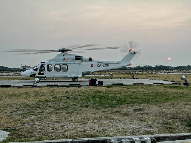 BELL-AGUSTA AB-139 (XA-LRB) - HELIPUERTO CME