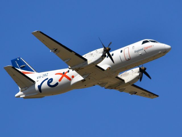 Saab 340 (VH-ZRZ) - Getting airborne off runway 23 on a beautiful Adelaide autumn day. Thursday 12th April 2012.