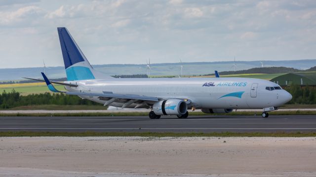 Boeing 737-700 (F-HIQE)