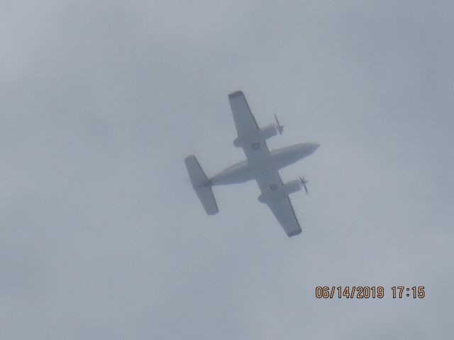 Cessna 421 (N421JW)