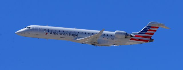 Canadair Regional Jet CRJ-700 (N773SK) - phoenix sky harbor international airport 20JUN20