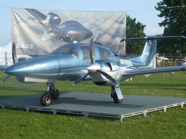 Diamond DA-62 (N628DC)