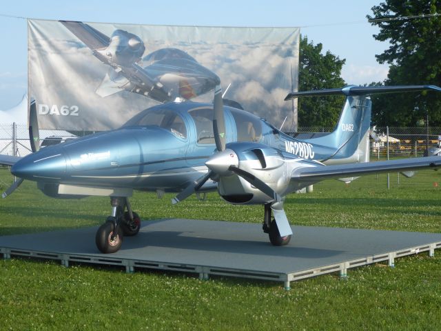 Diamond DA-62 (N628DC)