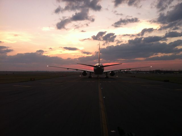 Boeing 777-200 — - waiting for takeoff