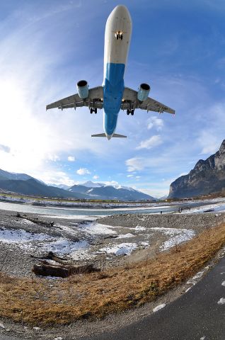 Airbus A321 (OE-LBD)