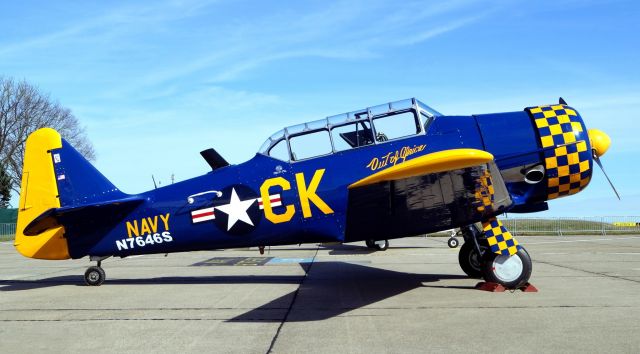 North American T-6 Texan (N7646S) - Visitor