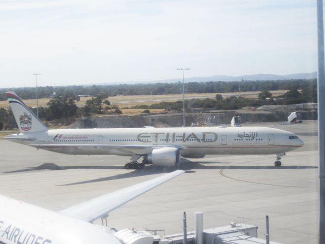 Boeing 777-200 (A6-ETN) - medical  diversion to perth from  Abu Dhabi   to Sydney