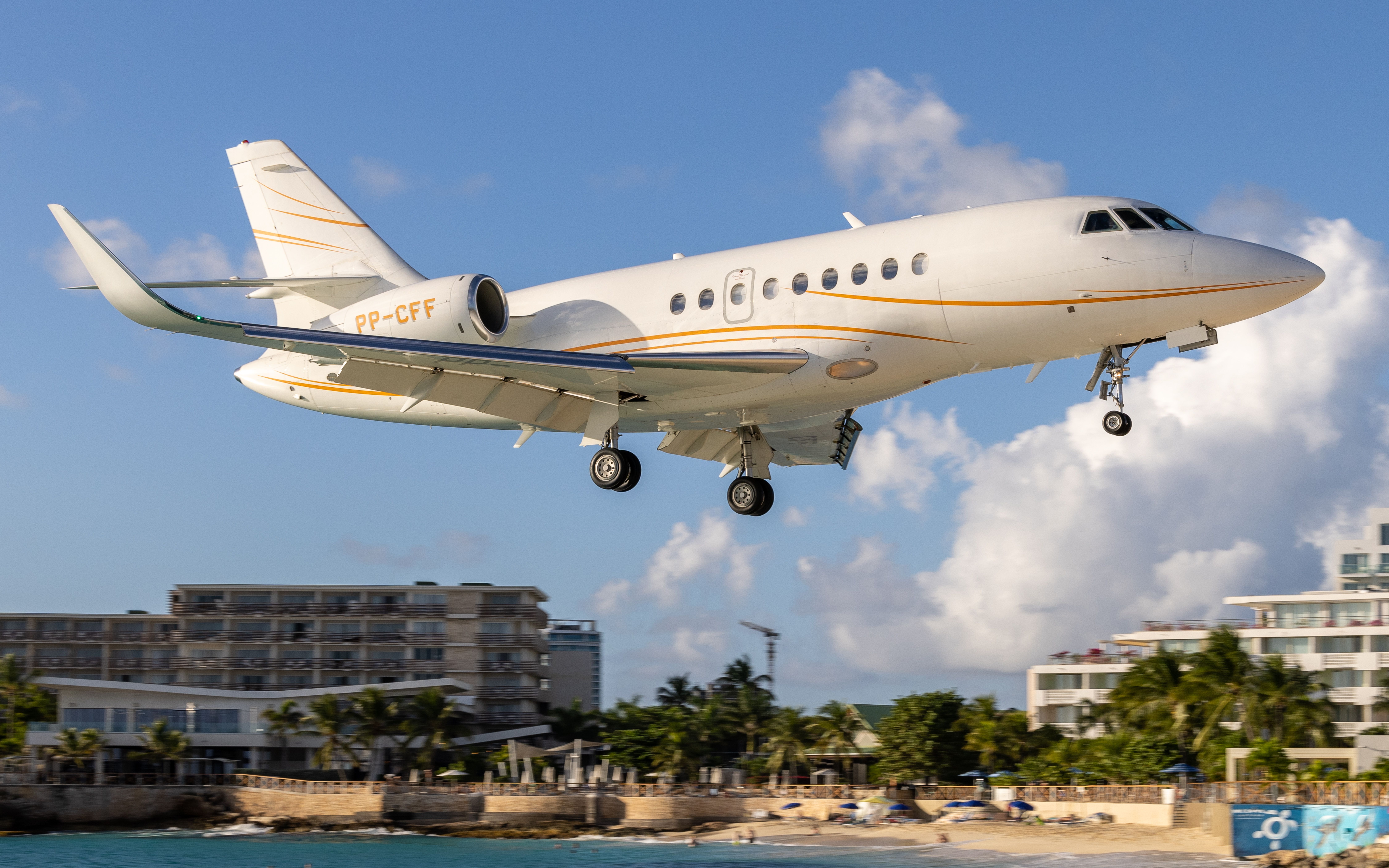 Dassault Falcon 2000 (PP-CFF) - Captured 1/7/2022. ©beeksphotos